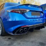 Lèvre de coffre noir pour Alfa Romeo Giulia